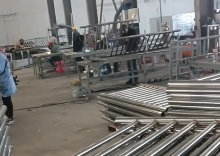 武汉不锈钢复合管传播正能量弘扬主旋律生产中